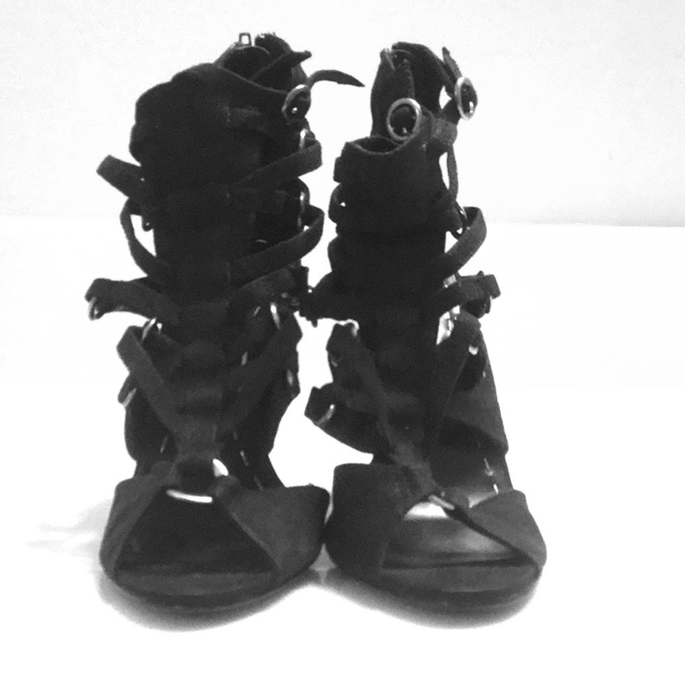 ABAET’E For PAYLESS suede stilettos sz5